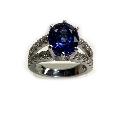 New ring 14k sapphire