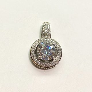 6.21 ct lab grown round diamond pendant